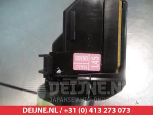 Toyota Yaris Ruitenwis Schakelaar O310528 foto 2
