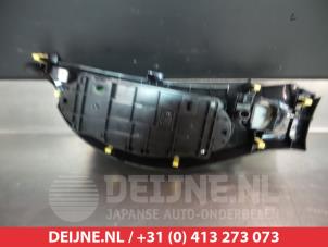 Toyota Yaris Heater control panel O306476 photo 2