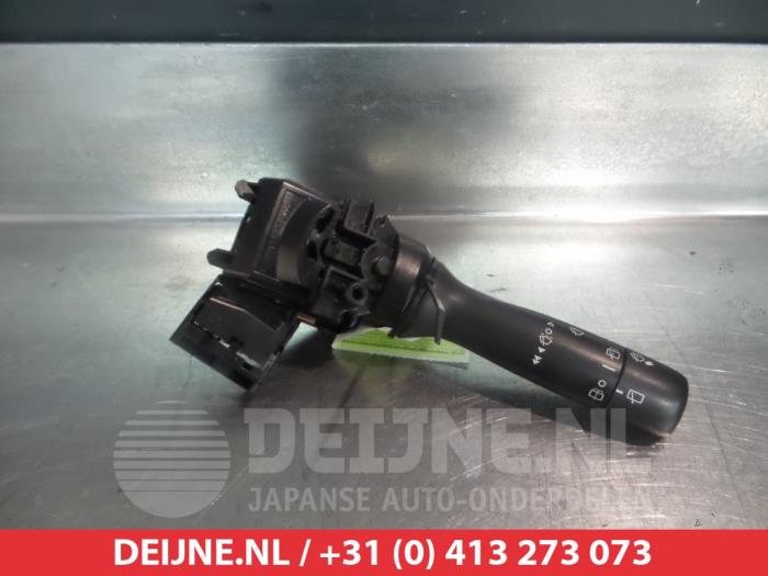 Toyota Yaris Scheibenwischer Schalter O310348