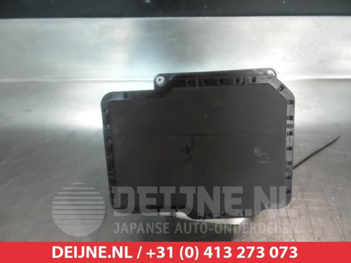 Gebruikte ABS Pomp Honda Jazz (GE6/GE8/GG/GP) 1.4 VTEC 16V Prijs € 150,00 Margeregeling aangeboden door V.Deijne Jap.Auto-onderdelen BV