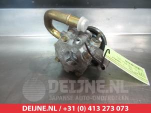 Daihatsu Young RV Power steering pump O331855 photo 2