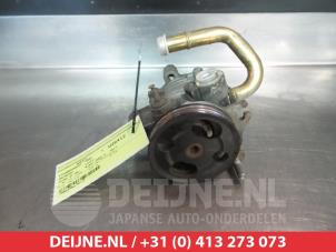 Gebruikte Stuurbekrachtiging Pomp Daihatsu YRV (M2) 1.0 12V DVVT STi Prijs € 25,00 Margeregeling aangeboden door V.Deijne Jap.Auto-onderdelen BV