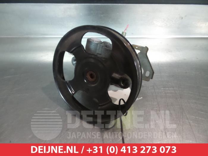 Gebruikte Servopomp Mitsubishi Lancer Wagon (CS/CT) 1.6 16V Prijs € 35,00 Margeregeling aangeboden door V.Deijne Jap.Auto-onderdelen BV