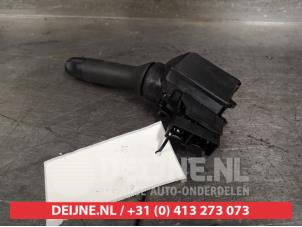 Toyota Yaris Ruitenwis Schakelaar O310345 foto 2