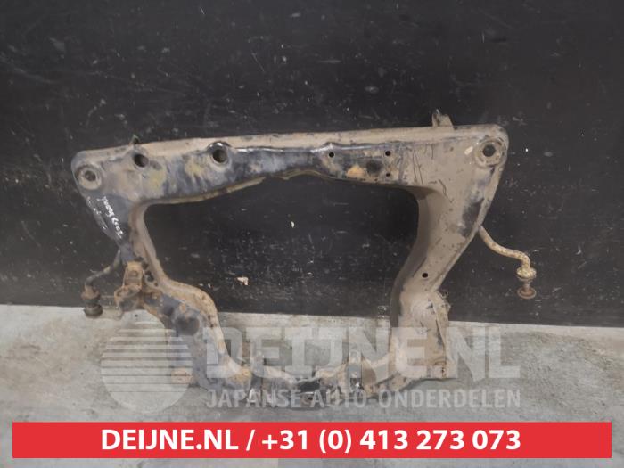 Subframe van een Daihatsu YRV (M2) 1.0 12V DVVT STi 2002