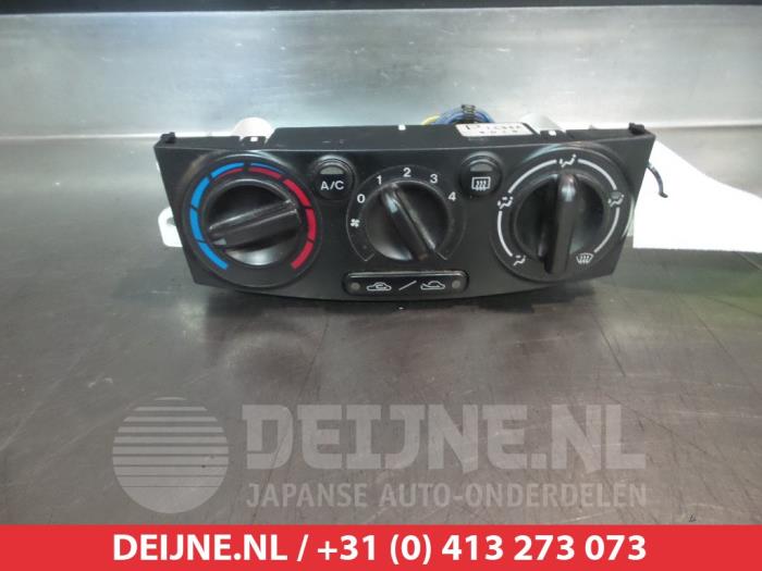 Mazda MPV Kachel Bedieningspaneel O305426