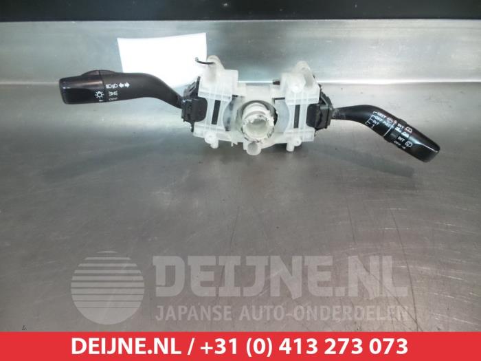 Mazda MPV Steering column stalk O308244