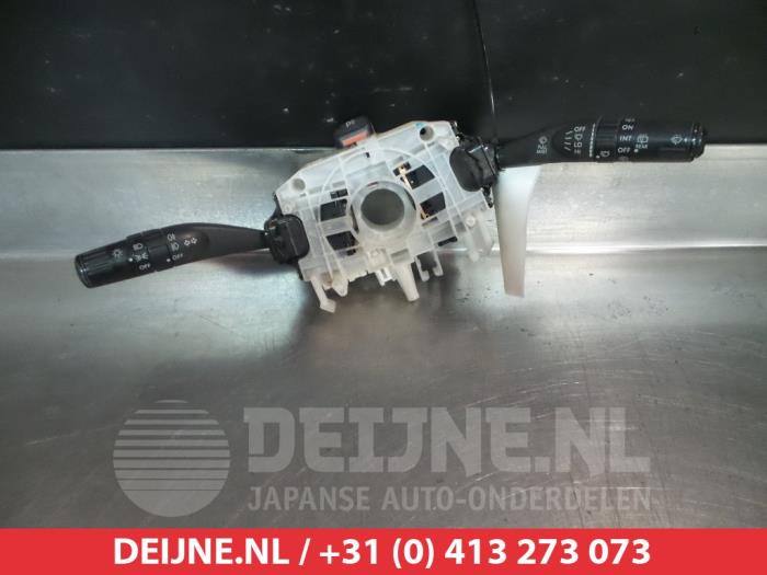 Subaru Legacy Combischakelaar Stuurkolom O308639