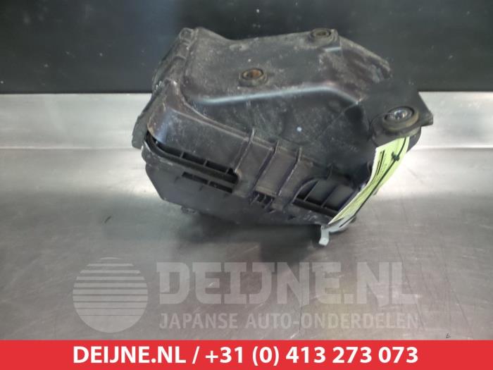 Gebruikte Luchtfilterhuis Mitsubishi Lancer Sports Sedan (CY/CZ) 2.0 DI-D 16V Prijs € 50,00 Margeregeling aangeboden door V.Deijne Jap.Auto-onderdelen BV