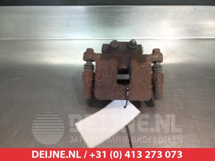 Mitsubishi Lancer Remklauw (Tang) rechts-achter O377150