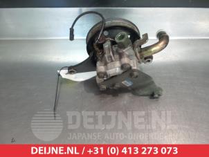 Mazda 626 Lenkkraftverstärker Pumpe O330796 foto 2