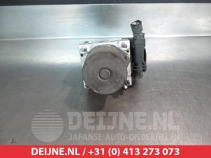 Toyota Auris ABS Pomp O338610 foto 2