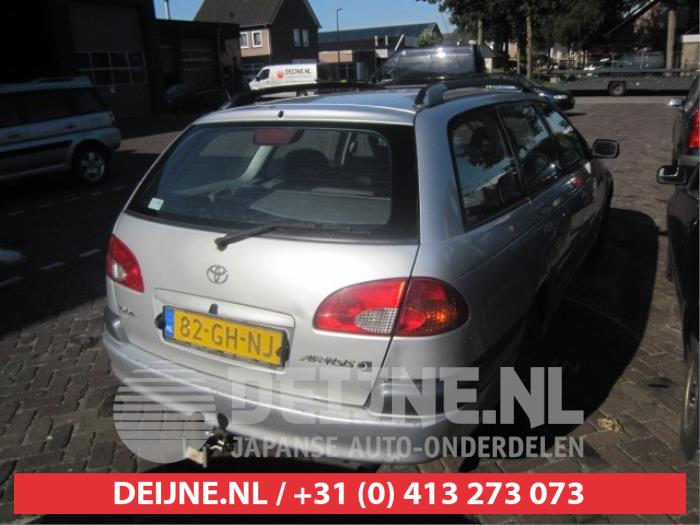 Toyota Avensis Portier 4Deurs rechts-achter O286786