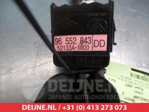 Chevrolet Nubira Ruitenwis Schakelaar O309407 foto 2