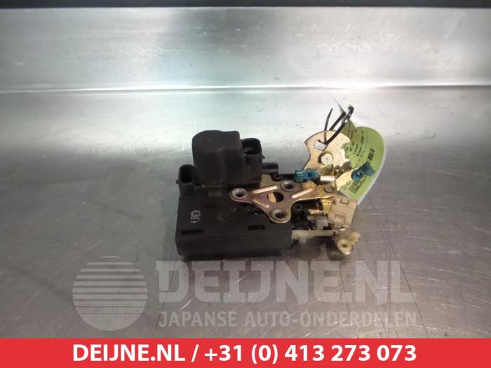 Daewoo Tacuma Türschlossmechanik 4-türig rechts vorne O280948