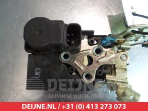Daewoo Tacuma Front door lock mechanism 4-door, right O280948 photo 2