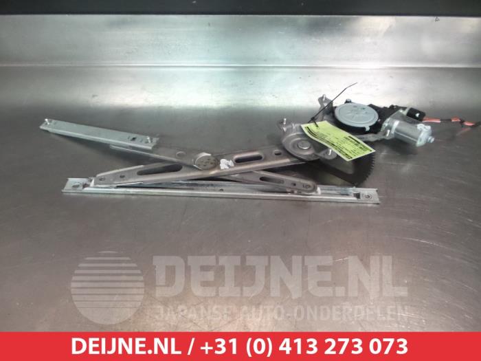 Hyundai I20 Ruitmechaniek 4Deurs rechts-voor O276497