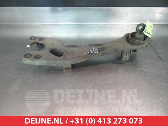 Kia Carens Draagarm rechts-achter O384370