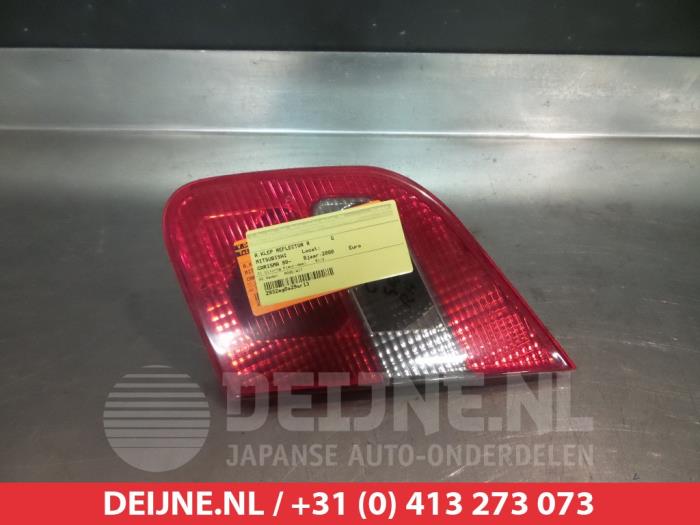 Mitsubishi Carisma Achterklep reflector rechts O297157
