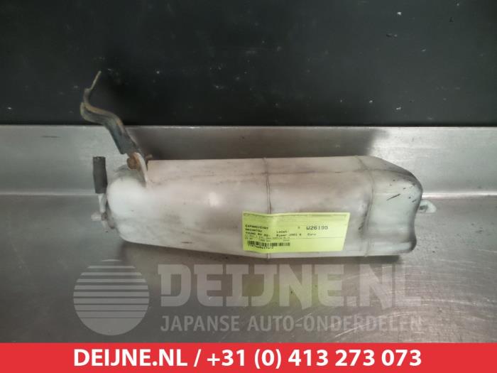 Daihatsu Young RV Expansion vessel O341697