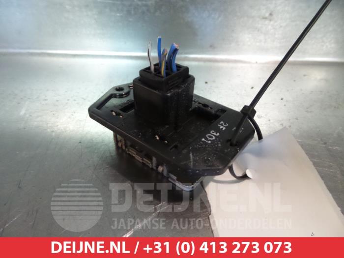 Toyota Yaris Verso Heizung Widerstand O368361