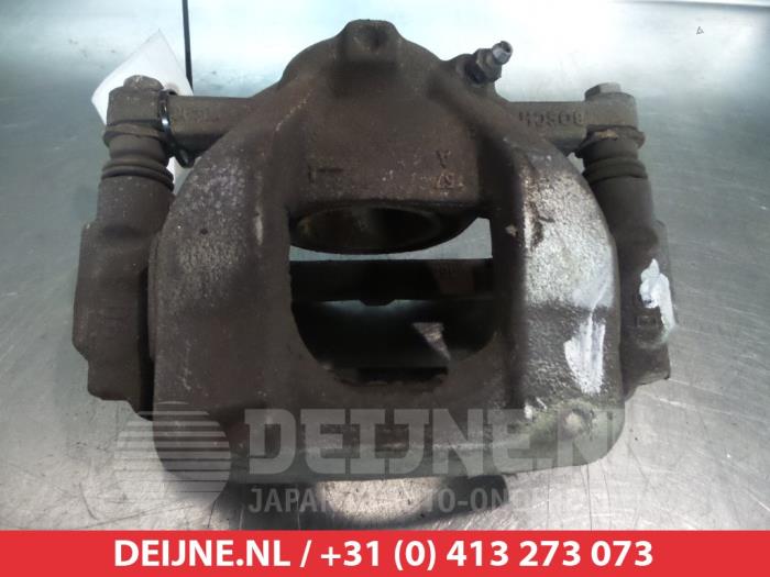 Toyota Verso Front brake calliper, left O325736