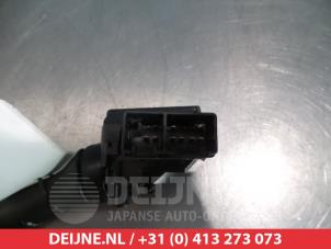 Toyota Verso Ruitenwis Schakelaar O310516 foto 2
