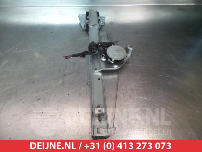 Mitsubishi Grandis Ruitmechaniek 4Deurs rechts-achter O291509