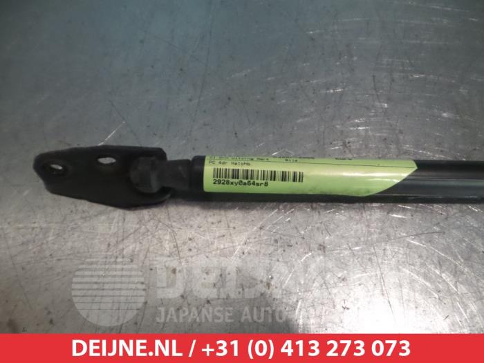 Toyota Auris Rear gas strut, left O294484