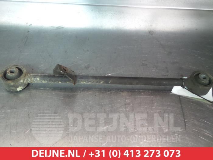 Honda HR-V Draagarm rechts-achter O384665