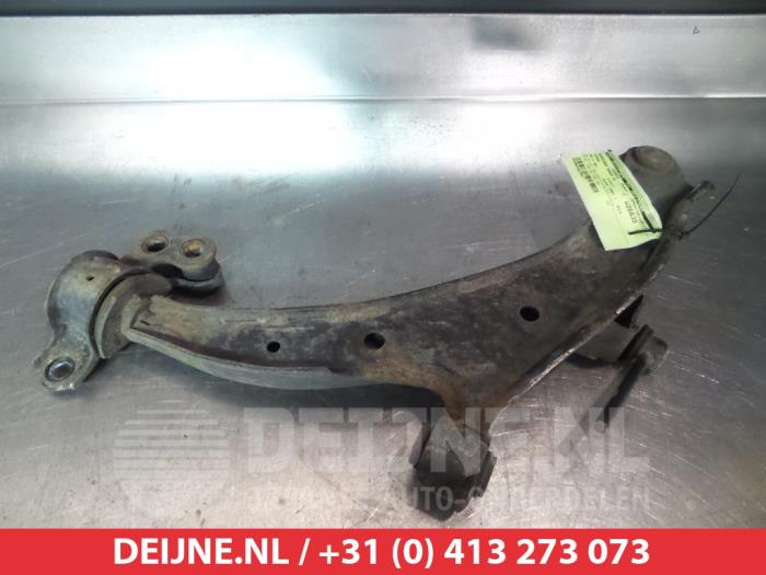 Honda HR-V Draagarm onder rechts-voor O382577