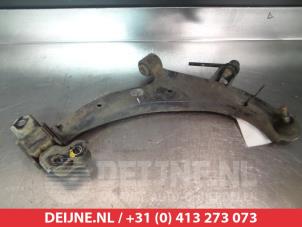 Honda HR-V Front lower wishbone, right O382577 photo 2