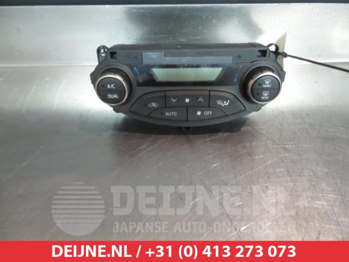 Toyota Yaris Heizung Bedienpaneel O306477