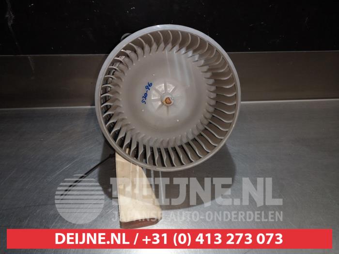 Lexus LS Kachel Ventilatiemotor O367177