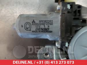 Mitsubishi L200 Window mechanism 2-door, front left O275366 photo 2