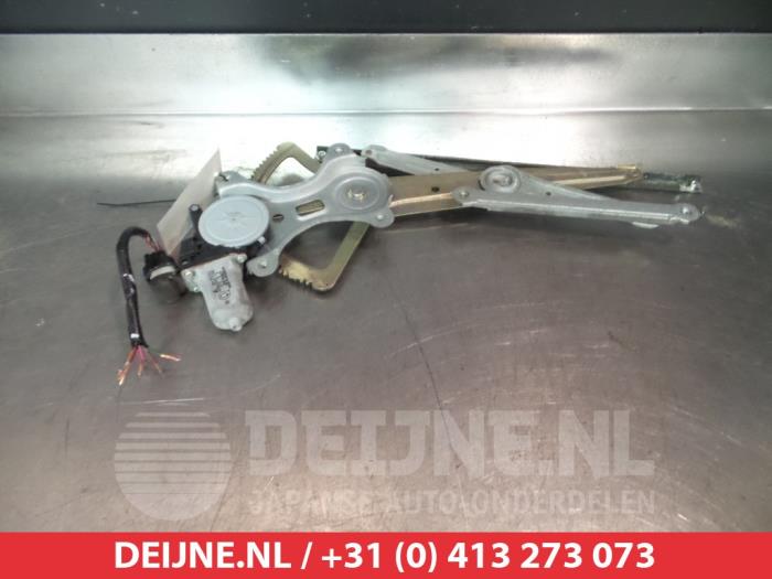 Mitsubishi L200 Ruitmechaniek 4Deurs links-achter O290713