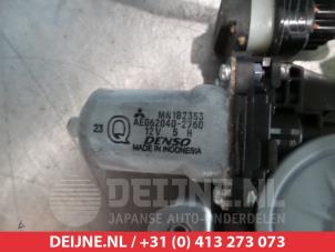 Mitsubishi L200 Fenstermechanik 4-türig links hinten O290713 foto 2