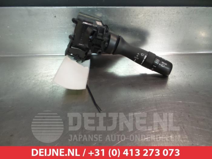 Toyota Prius Plus Scheibenwischer Schalter O310401