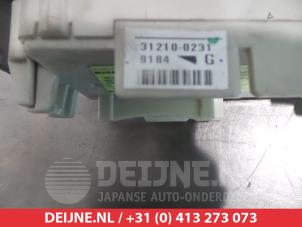 Mitsubishi Grandis Fuse box O350321 photo 2