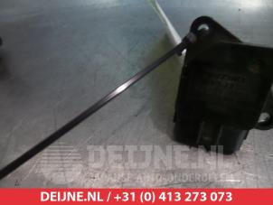 Gebruikte Luchthoeveelheidsmeter Suzuki Grand Vitara II (JT) 2.0 16V Prijs € 20,00 Margeregeling aangeboden door V.Deijne Jap.Auto-onderdelen BV