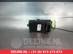 Kia Ceed Multi-functional window switch O311882 photo 2