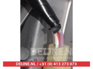 Daihatsu Cuore Scheibenwischermotor hinten O301316 foto 3