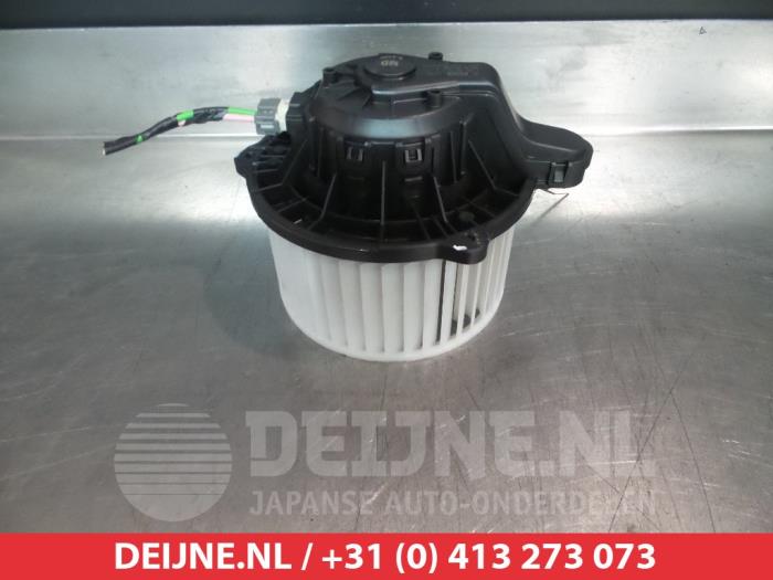 Kia Ceed Kachel Ventilatiemotor O367139