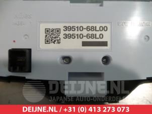 Suzuki Swift Kachel Bedieningspaneel O306271 foto 3