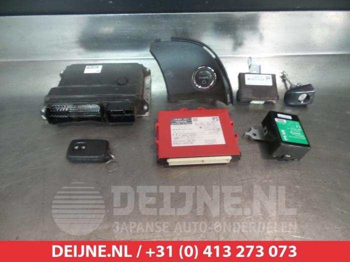 Toyota Prius Computer Motormanagement O345504