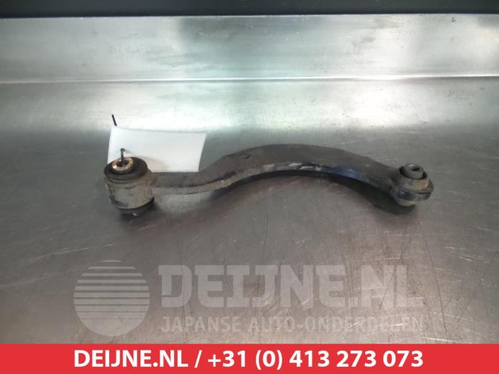 Toyota Avensis Draagarm rechts-achter O384785