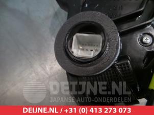 Toyota Avensis Türschlossmechanik 4-türig rechts vorne O281255 foto 2