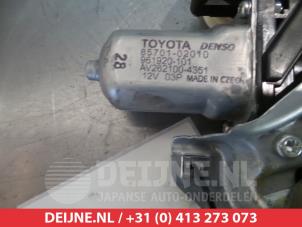 Toyota Avensis Fenstermechanik 4-türig links hinten O290955 foto 2