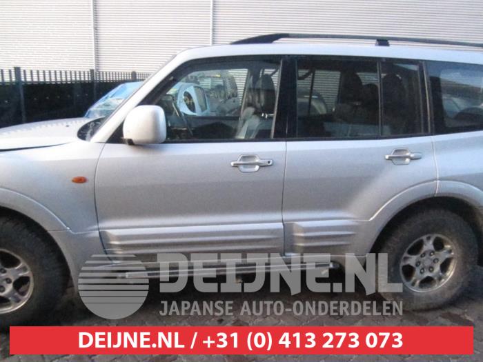 Mitsubishi Pajero Portier 4Deurs links-voor O272611