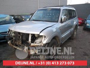 Mitsubishi Pajero Portier 4Deurs links-voor O272611 foto 2